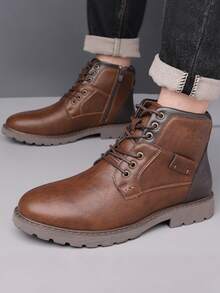 1 paire de bottes de cheville décontractées rétro pour hommes, avec tige en cuir marron, bout rond et semelle en caoutchouc antidérapante. Convient pour le port quotidien et extérieur en automne - Tabac - Voir 4