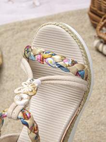 1 Pair Summer Girls' Casual Slip-On Wedge Sandals, Comfortable Non-Slip Platform Sandals Suitable For Daily Wear And School - Beige - View 7