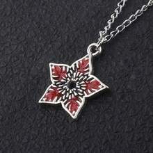 1 pieza Colgante de planta carnívora, mejor regalo de fiesta de cumpleaños, accesorio de collar personalizado adecuado para fans de series de TV, collar negro, decoración de alta calidad, artículo asequible para fiestas de estudiantes - Multicolor - Ver 9