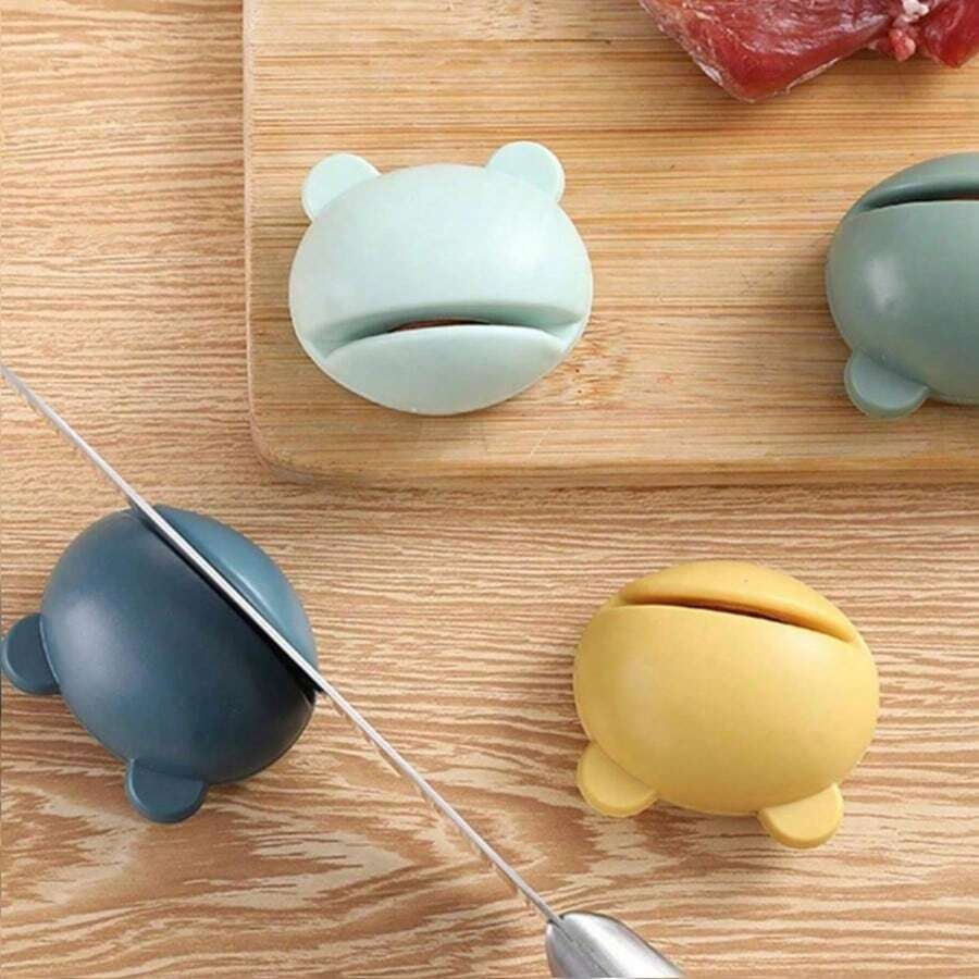 Dụng cụ mài dao hình ếch hoạt hình, dụng cụ mài dao nhà bếp nhanh chóng, dụng cụ mài dao và kéo, dụng cụ nhà bếp tiện dụng. Dụng cụ cầm tay, tiện lợi và thiết thực. Khôi phục độ sắc bén cho lưỡi dao cùn, dụng cụ nhà bếp, đồ dùng nhà bếp, phụ kiện nhà bếp, đồ dùng gia đình trong nhà bếp.