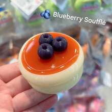 1个软绵绵的奶油夹心蛋糕减压玩具，质感逼真 - 彩色 - 查看 11