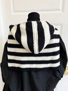 1件黑白条纹针织围巾披肩，百搭学院风肩部披肩，温暖秋冬配饰 - 彩色 - 查看 10