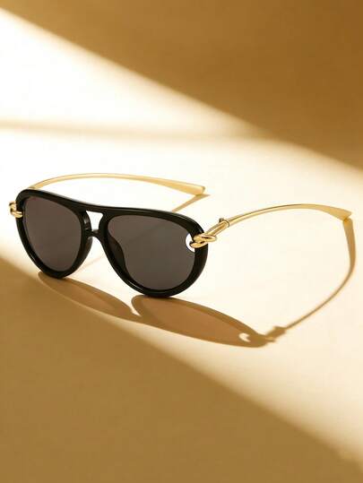 1件复古街头风女士时尚金属眼镜