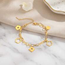 1 chiếc vòng tay dây vàng thời trang cho nữ, mặt dây chuyền hình hoa may mắn khắc họa tiết, chất liệu thép không gỉ cao cấp có thể điều chỉnh, mạ vàng 18K. - Vòng đeo tay - Xem 3