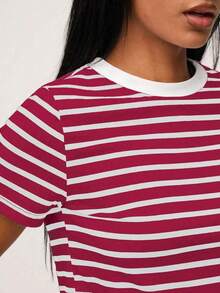 SHEINBASICSS Striped Print T-Shirt/Summer - 酒紅色 - 查看 5