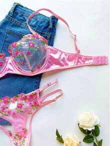 女士内衣套装，性感薄纱刺绣花卉蕾丝文胸，适合日常穿着、派对、生日等场合，是年轻女士的理想之选。 - 粉色 - 查看 4
