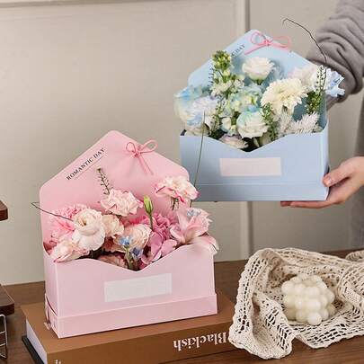 1pc Mother's Day/Valentine's Day Cake/Flower Carrier Box, Transparent Gift Box With Envelope Decor, Suitable For Holiday Gifts, Home Decor, Birthday Party, Wedding Gift Packaging