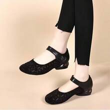 Women's Low Heel Hollow Out Shoes, Crystal Breathable Round Toe Mary Jane Retro Outdoor Shoes - Black - View 10