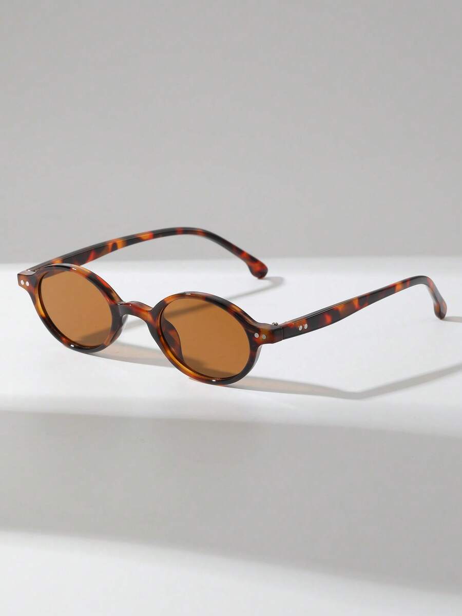 1 Pair Women's Round Small Frame PC Material Rivet Contrast Color Retro Personalized Sculpting Fashion Fashion Glasses, Suitable For Runway Shows And Gatherings - Multicolor - View 1