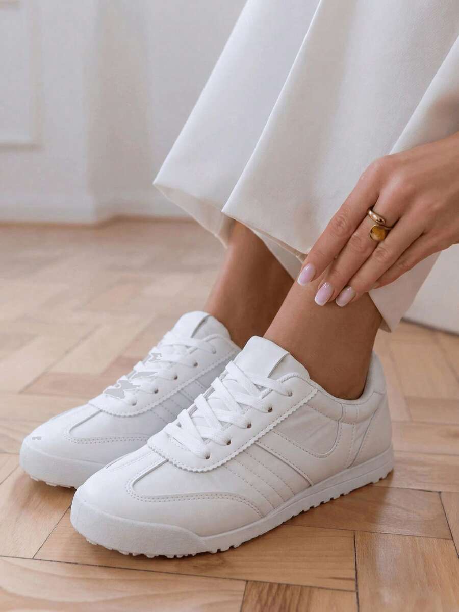 Fashionable Versatile Casual Flat Shoes For Daily Wear - White - View 1