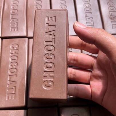 升级版超柔软巧克力棒 - 高回弹/慢回弹减压挤压玩具 - 长方形食物减压工具 - 节日礼物 - 复活节礼物 - 生日礼物