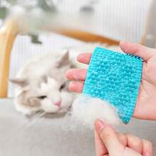 Pet Deshedding Brush, Animal Grooming Brush, Effective Pet Deshedding Silicone Hollow Rubber Cleaning Brush - View 2