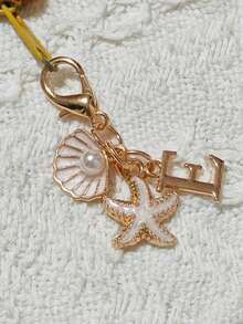 1pc Bohemian Style Gold Letter Keychain, Decorated With Seashell And Starfish, A-Z Letters Available, Ideal For Holiday And Beach Themes, Perfect Decoration And Gift For Backpacks, Wallets And Handbags, Suitable For Friends, Classmates And Family On Occasions Like Easter, Mother's Day, Independence Day, Wedding Season, Graduation Season - Multicolor - View 20