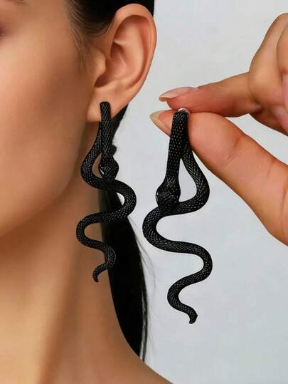 1 Pair Gothic Style Black Snake Earrings, Dark Element For Teenagers