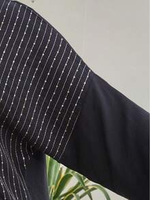 Đầm kiểu Ả Rập thêu hoa thanh lịch, cổ chữ V, thiết kế sọc dọc giúp tôn dáng, tay lửng, thời trang và duyên dáng, mẫu mới Xuân/Hè 2026. - màu đen - Xem 5