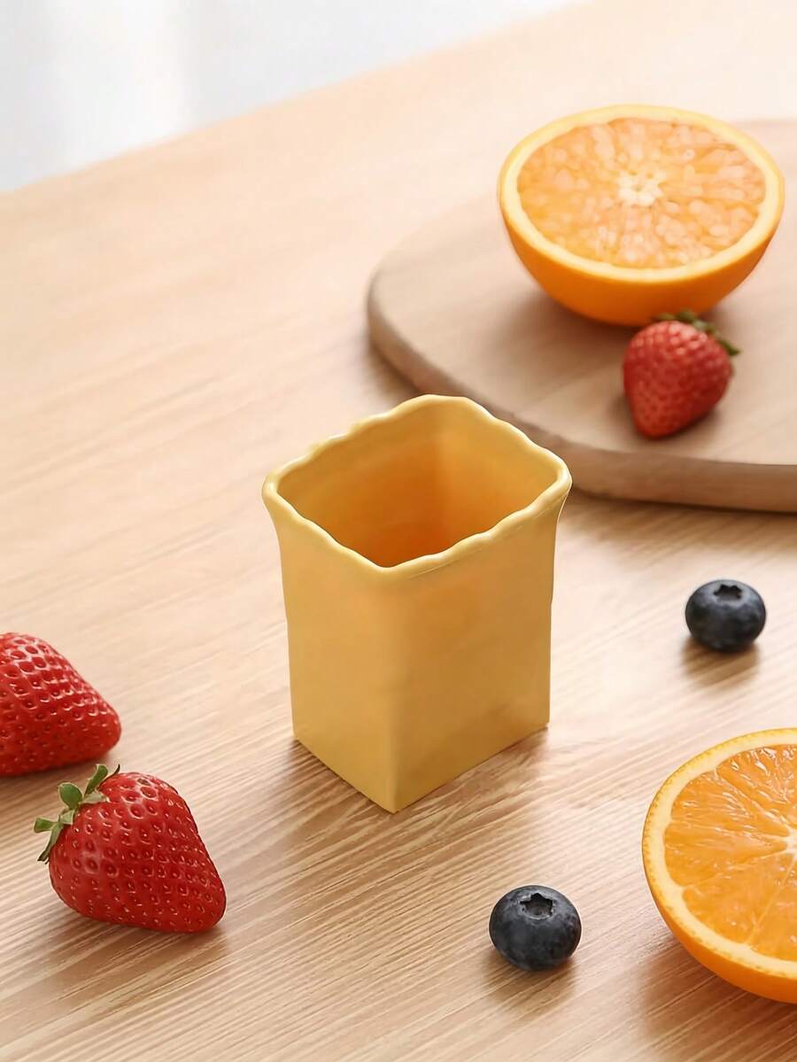 Outdoor Camping Travel Strawberry Slicer, Fruit & Vegetable Plate Slicer, Stainless Steel Fruit Cutter, Fashionable Creative Small Tool, Fruit & Vegetable Slicer, Multifunctional Practical Small Tool - Multicolor - View 1