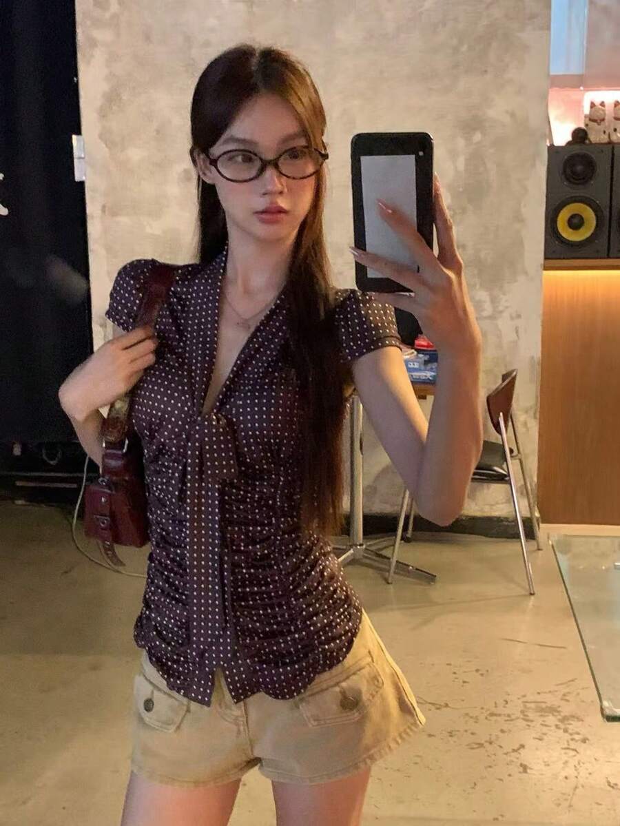 女士法式波点短袖露脐上衣，夏季 - 咖啡棕 - 查看 1