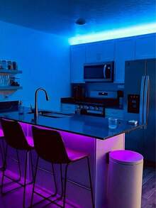 一套 1-100 英尺 RGB LED 灯带，5V USB 供电，适用于智能家居，可通过 APP 控制，自粘式 LED 灯带，适用于卧室、游戏室、天花板、派对、节日礼物、圣诞节和婚礼装饰、家居装饰派对节日照明、客厅卧室电视背景氛围灯（带记忆模式） - 彩色光 - 查看 5