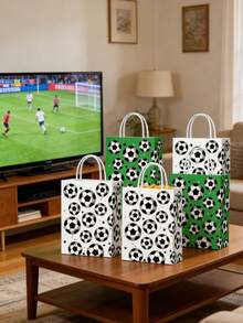 4 bolsas de regalo con temática de fútbol, diseño con patrón de fútbol, bolsas de regalo de papel con asas para fiestas de fútbol, fiestas de cumpleaños y otras ocasiones, decoraciones de fiesta perfectas - Talla única - Ver 8