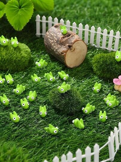 1pc Mini Resin Grasshopper Figures, Miniature Resin Animal Realistic Grasshopper Tiny Bug Ornament Lifelike Forest Ornament For DIY Fairy Garden, Micro Landscape Craft, Glass Container, Potted Plant Decor, Home Office Desk, Sensory Bins, Collector Displays, Car Interior Accessories, Aquarium, Home Decor, Bookcase, Living Room Scenes, Birthday Graduation Gift