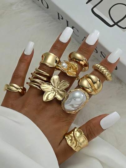 10pcs Women's Gold Rings, Fashion Minimalist Elegant Vintage Design, Layered Wear Includes Floral, Pearl, Textured, Geometric, Braided, Chunky Rings, Suitable For Holiday, Party, Daily Wear, Gift