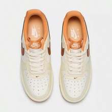 Nike Air Force 1 '07 Women's Casual Shoes Coconut Milk Sail IO7391-113 | Classic, Comfortable - 橘色 - 查看 3