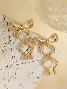 一对优雅的金色长蝴蝶结丝带耳环，女士款。 - 金色 - 查看 2