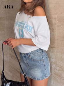 ARA CHIC 女士白色露肩字母印花不对称短袖T恤，撞色数字图案休闲圆领上衣，2026春季度假及校园风 - 白色 - 查看 2