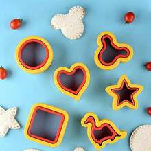 1pc Reusable Stainless Steel Sandwich Mold In Dinosaur, Star, Bear Shapes, Suitable For Breakfast And Lunch Sandwich Maker And Cutter - Multicolor - View 1