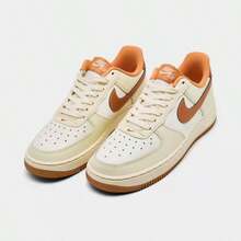 Nike Air Force 1 '07 Women's Casual Shoes Coconut Milk Sail IO7391-113 | Classic, Comfortable - 橘色 - 查看 2