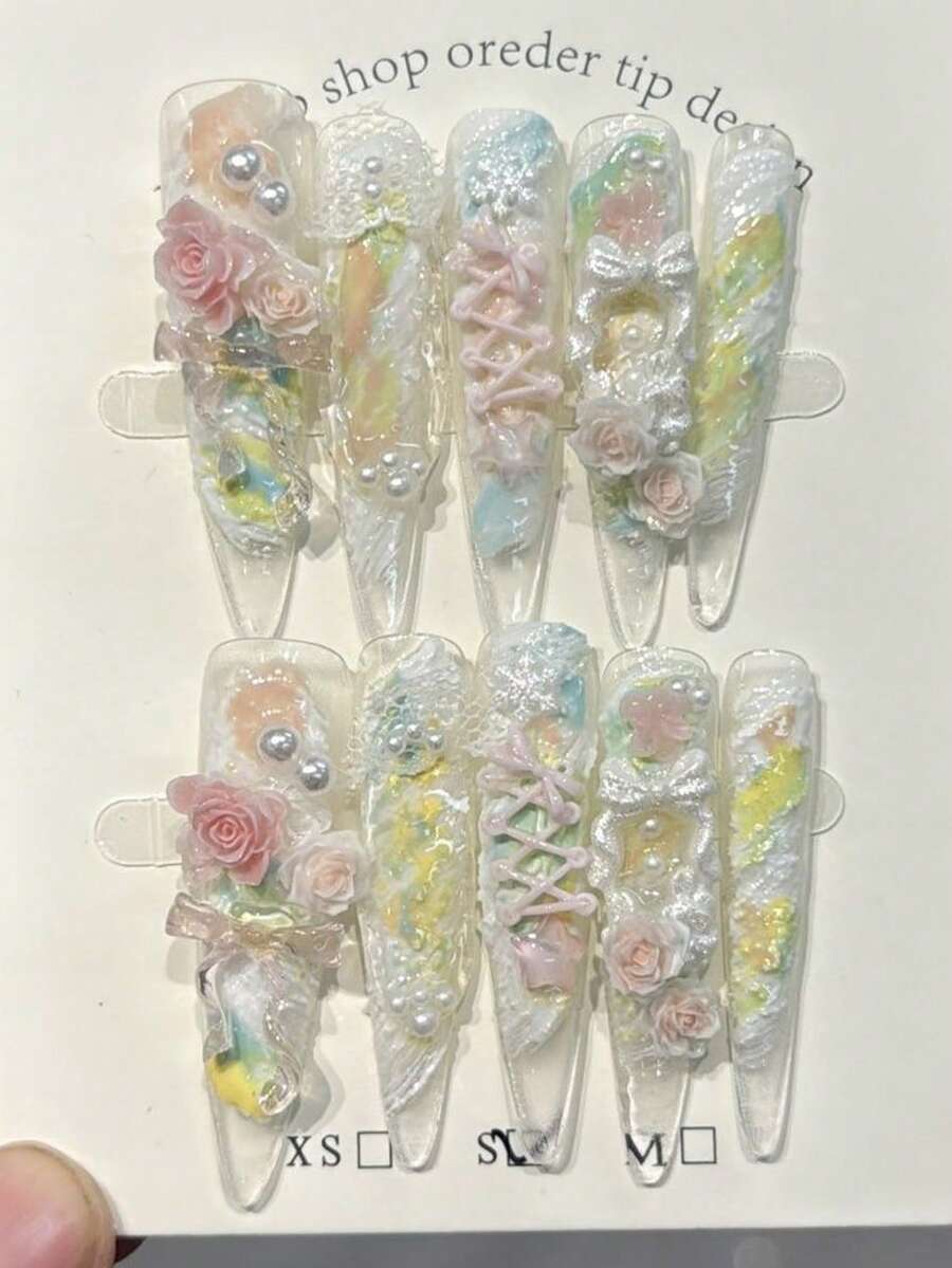 10片手工制作杏仁形加长假指甲，巴洛克风格绘画灵感美甲，多巴胺配色，清新洁净。指甲以黄色、粉色和蓝色为主色调，饰以粉色玫瑰、透明丝带蝴蝶结、白色珍珠和芭蕾舞鞋带。DIY美甲用品，手工亚克力压制指甲，按压式假指甲，亚克力按压式人造指甲，假指甲 - 彩色 - 查看 1