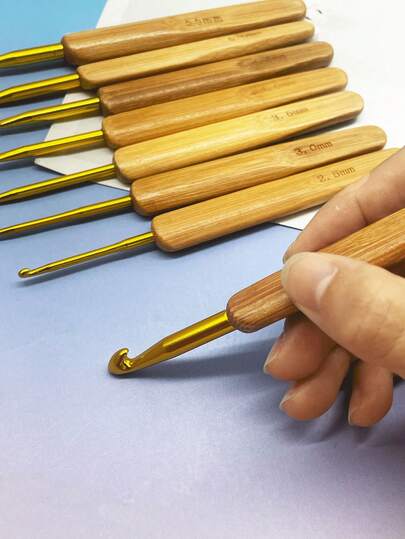 8pcs Carbonized Bamboo Handle Crochet Hooks, 2.5/3.0/3.5/4.0/4.5/5.0/5.5/6.0mm Smooth Crochet Hooks For DIY Crafts, Sweaters, Scarves