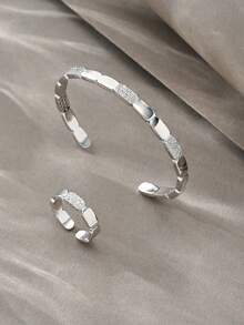 Juego de anillos y pulsera de plata, anillos y pulsera de múltiples capas enlazados, elegante y lujoso conjunto de joyería, adecuado para uso diario, citas, fiestas y regalos - Plateado - Ver 2