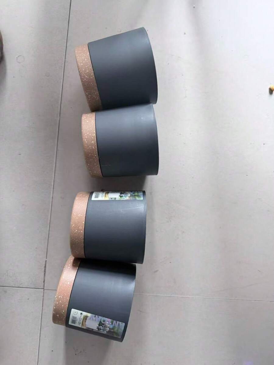 4 chậu nhựa tròn thẳng dùng trồng hoa Anthurium, cây cảnh ban công, cây trầu bà, cây kim tiền kèm khay. - bộ 4 món - Xem 1