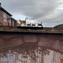Metal Cat Family Hanging Decor - Elegant Walking Mother Cat And Kittens, Outdoor Garden Fence, Balcony Decoration - No Electricity Needed, Easy Installation Gift For Cat Lovers - A - View 6
