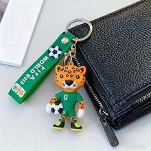 Llavero con trofeo de fútbol de dibujos animados de 2026, miniabalorio para aficionados al fútbol, ​​bonito adorno para bolsos y mochilas. - Amarillo - Ver 3