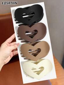 甜美别致，百搭风格。心形按扣设计极具吸引力！哑光光滑的质感，优雅耐用。镂空心形设计散发着甜美少女气息。按扣牢固不易松脱。适合日常通勤、约会外出等各种场合，轻松打造甜美酷炫风格。 - 彩色 - 查看 3