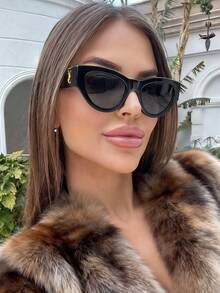 1pc Retro Large Frame Cat Eye Glasses For Women, Fashionable & Unique, Suitable For Travel, Vacation, Daily Wear, Beach Accessory - Black - View 2