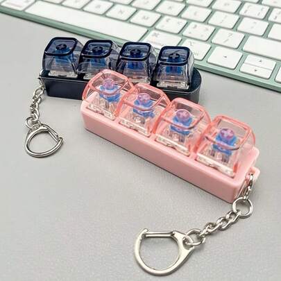 قلادتان بشكل لوحة المفاتيح (بدون تصميم إضاءة) | مناسبة لديكور السيارة، سلسلة المفاتيح، الحقيبة الظهرية وغيرها من العناصر، أسلوب فني زخرفي، مصنوعة من البلاستيك، إكسسوار عصري للرجال والنساء