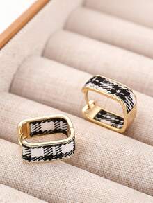 1 Pair Fashion Versatile Elegant Plaid Design Earrings, Suitable For Women's Daily Casual, Commute, Party And Decoration (Stripe Pattern Not Fixed) - Multicolor - View 2