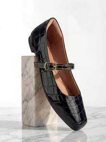 Women's Black Crocodile Patent Square Toe Pumps - Black - View 3