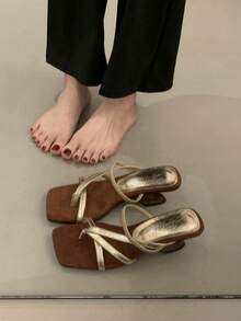 2026 Summer New Thong Two-Way Asymmetric Heel Wedge Sandals, French Elegant Flip Flops High Heel Sandals - Gold - View 4