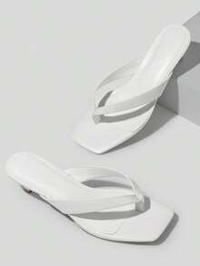 Athlefit Women's Kitten Heels Flip Flops Square Toe Low Heels Slip On Comfortable Summer Thong Heeled Sandals - trắng - Xem 4