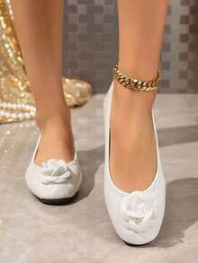 2026 Zapatos cómodos y suaves con decoración de flores de rosa de estilo hada, versátiles y con diseño elegante - Blanco - Ver 5