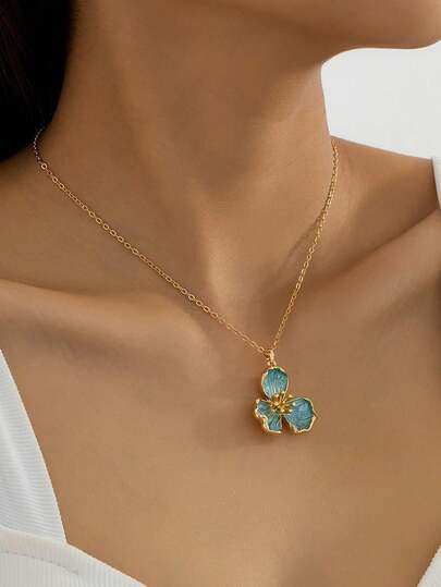 1pc Elegant Minimalist French Style Blue Enamel Textured Floral Pendant Necklace, Luxury Everyday & Occasion Jewelry For Women