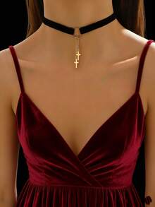 1 pieza Elegante collar vintage sexy de estilo gargantilla con colgante de cruz, adecuado para uso diario y ocasiones formales - Negro y dorado - Ver 2
