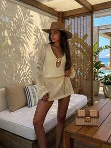 女士新款时尚休闲轻薄镂空针织罩衫连衣裙，深V领修身性感长袖短裙，饰以精致花结，休闲优雅波西米亚风，适合海滩度假、海滩派对、假日、休闲旅行等夏季场合。 - 杏色 - 查看 2