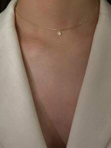 女士项链，不锈钢锆石心形雕刻吊坠项链，百搭日常叠戴配饰，适合日常佩戴，个性礼物 - 金黃色 - 查看 2