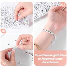 1000 st. smyckestillverkningskit med 26 engelska alfabeten för armband - Svarta och vita bokstäver - Visa 5