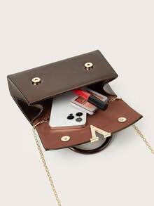 这款优雅精致、低调奢华的纯色漆皮手拿包轻巧便携，适合青少年、女性、大学生、年轻职业人士和上班族。它是办公室、校园、工作、商务、通勤、户外活动、旅行、野餐、派对、婚礼、晚宴和正式晚宴的理想之选。 - 銅色 - 查看 7